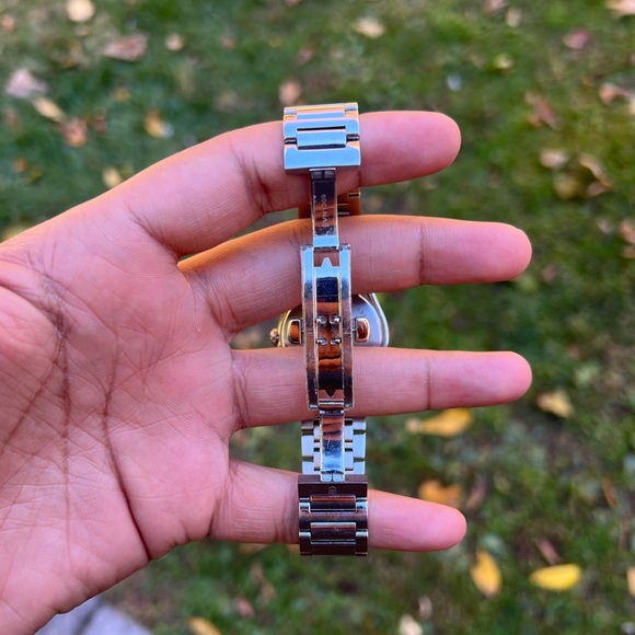 VICTORINOX Swiss Military Victoria Silver Dial Ladies Watch - Picture 6 of 10